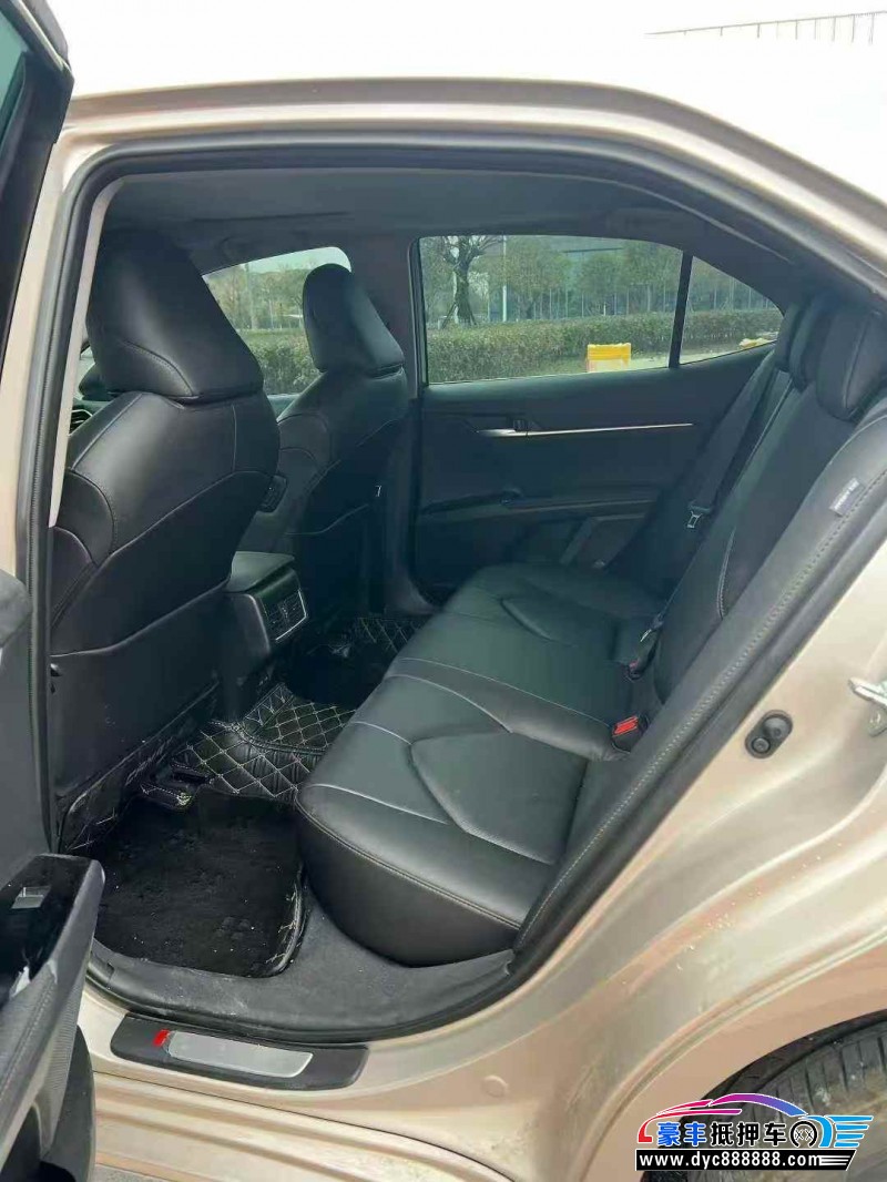 24年丰田凯美瑞轿车抵押车出售