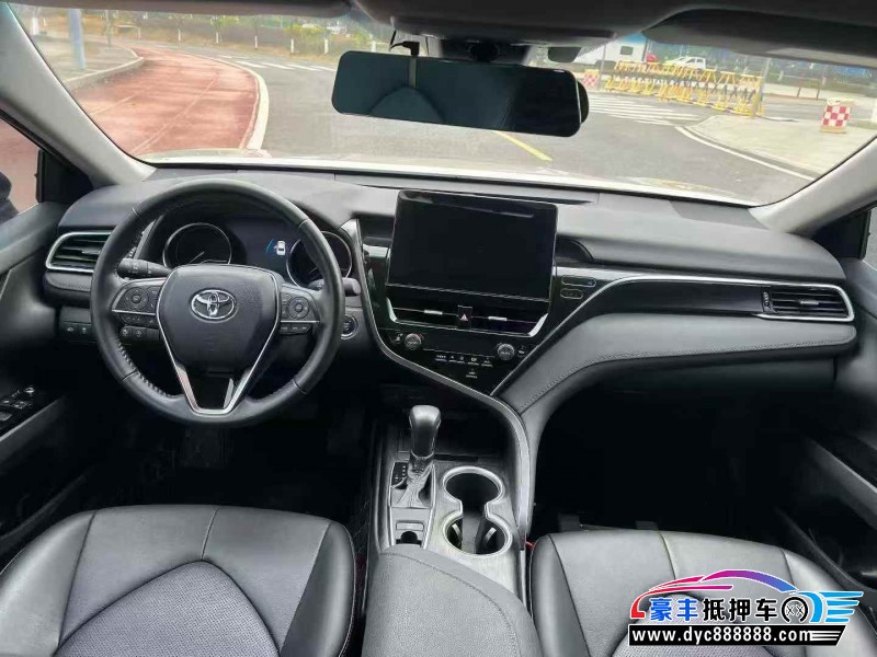 24年丰田凯美瑞轿车抵押车出售