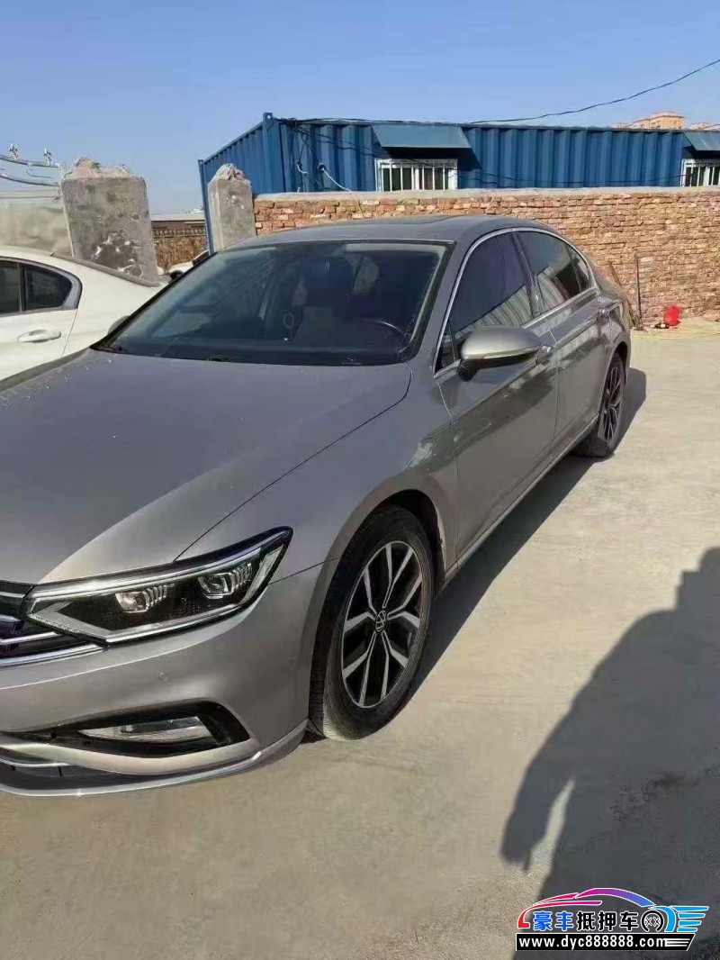 21年大众迈腾轿车抵押车出售