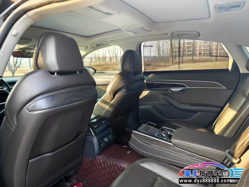 22年奥迪A8轿车抵押车出售