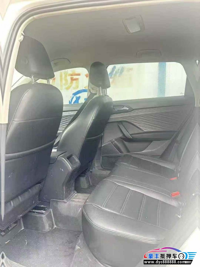 22年大众途岳轿车抵押车出售