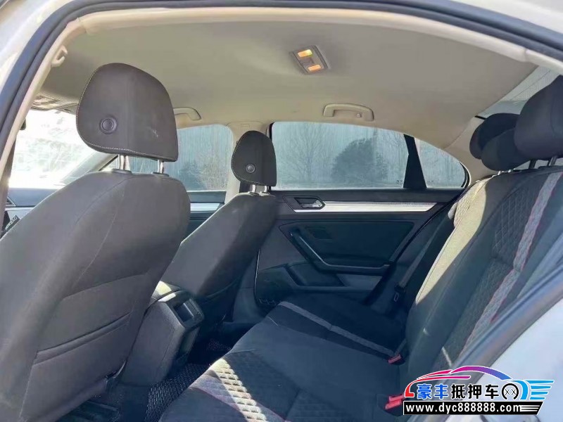 22年大众凌渡轿车抵押车出售