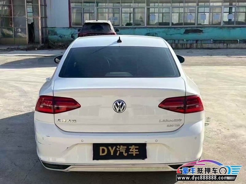 22年大众凌渡轿车抵押车出售