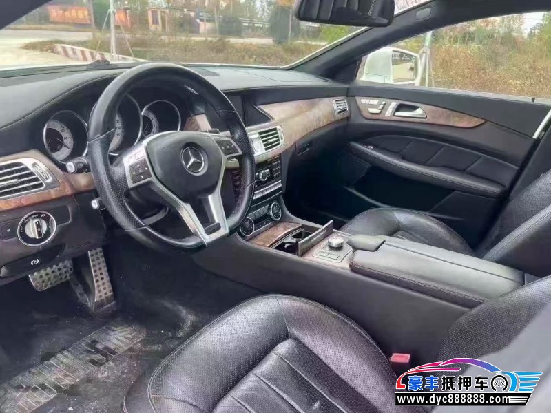 14年奔驰CLS轿车抵押车出售
