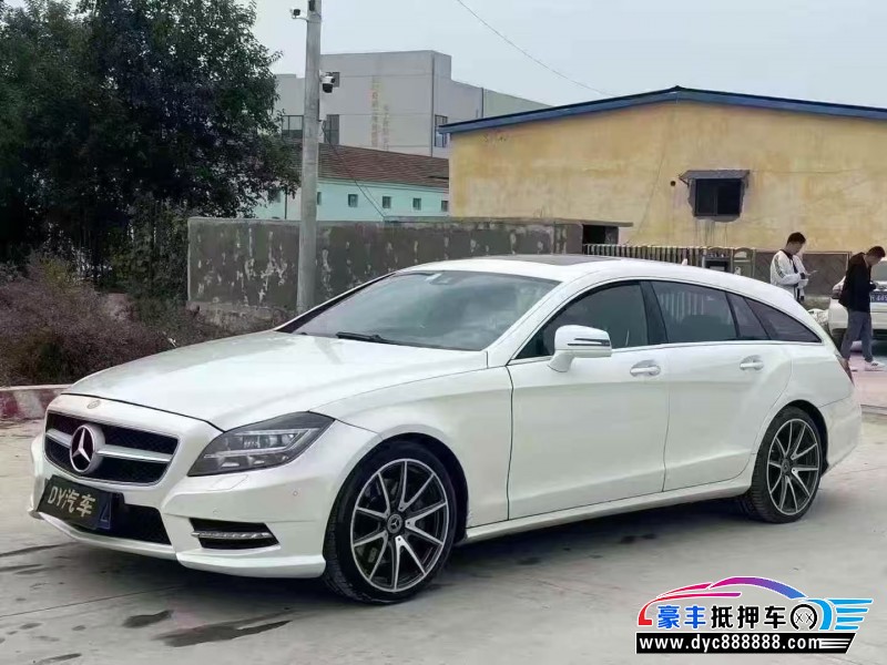 14年奔驰CLS轿车抵押车出售