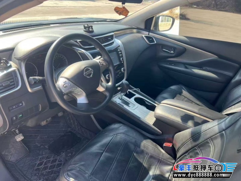 23年日产楼兰SUV抵押车出售