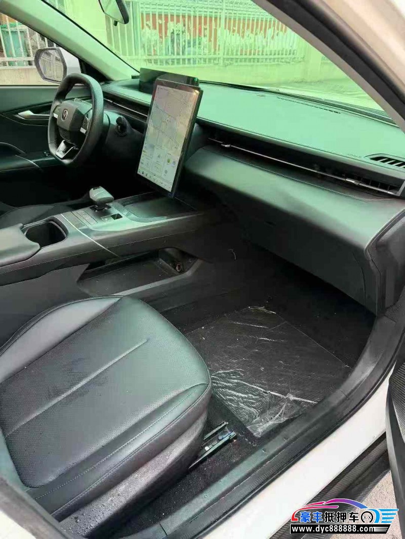 24年长安逸动轿车抵押车出售