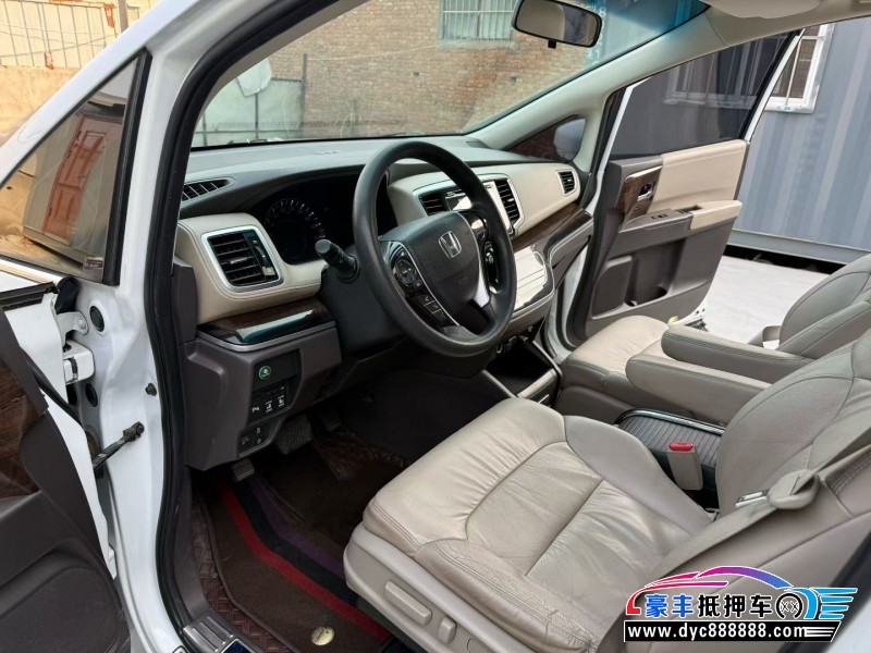 17年本田奥德赛MPV抵押车出售