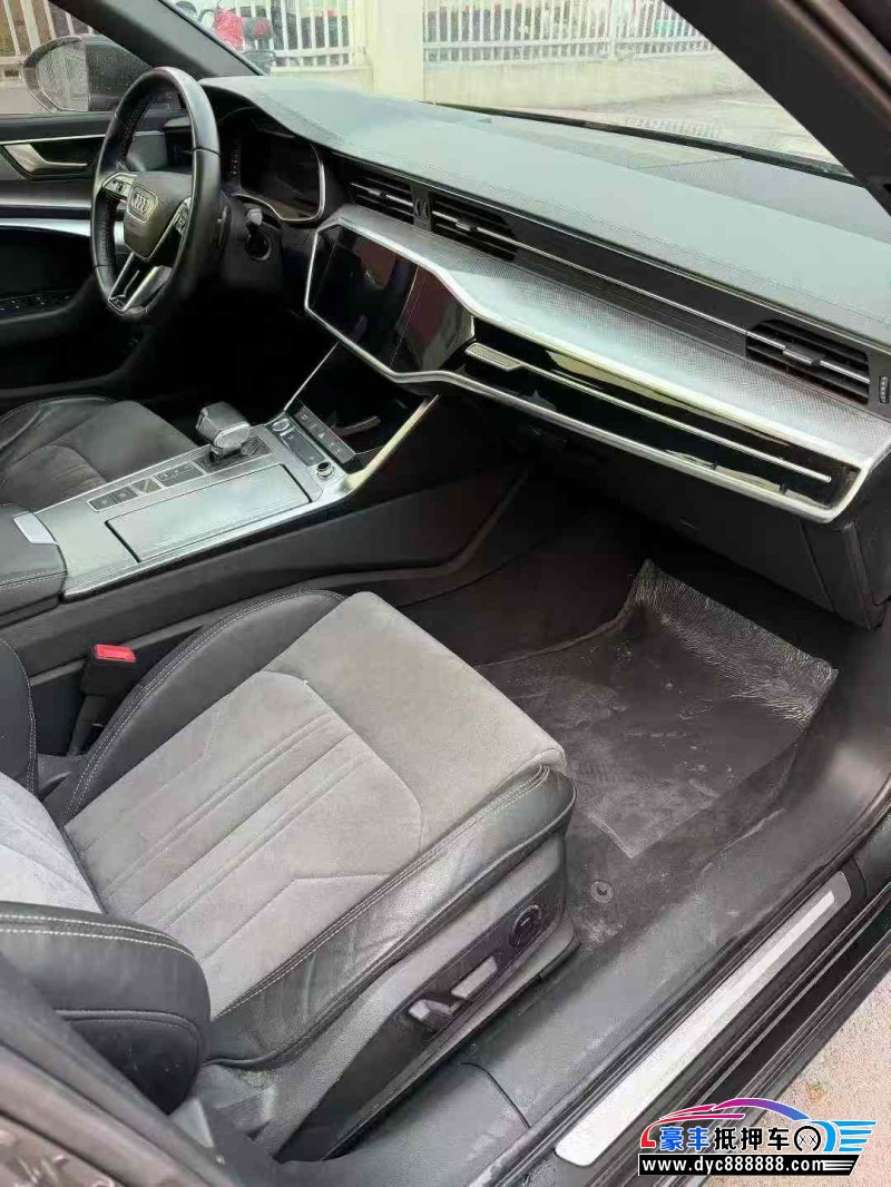 19年奥迪A6L轿车抵押车出售