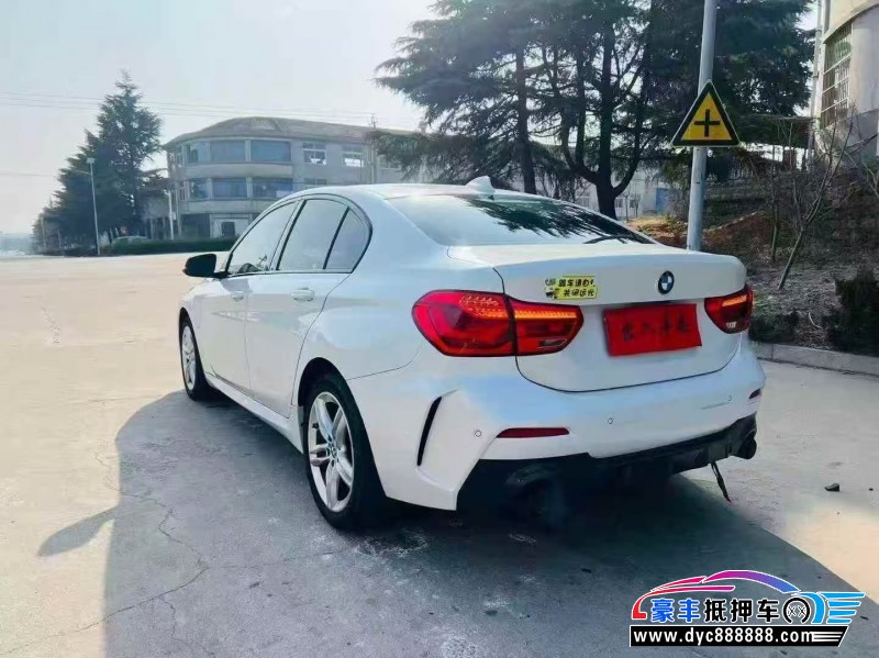22年宝马1系轿车抵押车出售