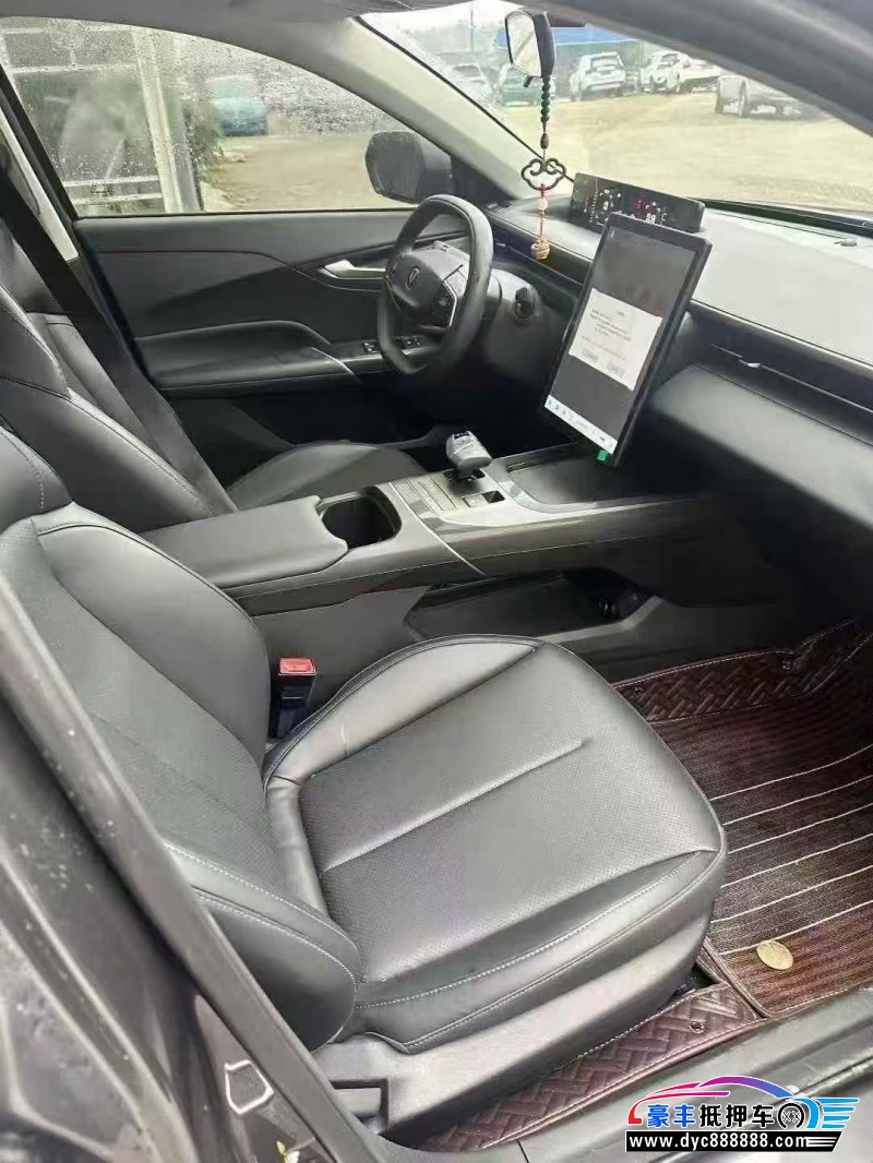 23年长安逸达轿车抵押车出售