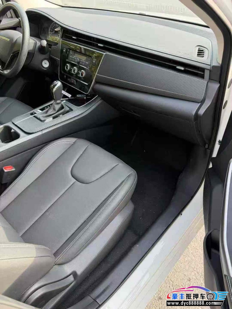 25年启辰D60轿车抵押车出售