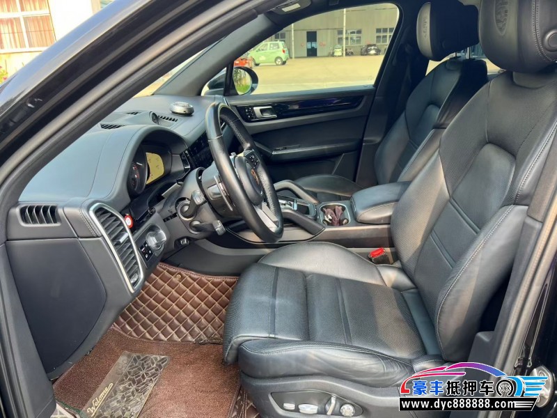 21年保时捷卡宴轿车抵押车出售