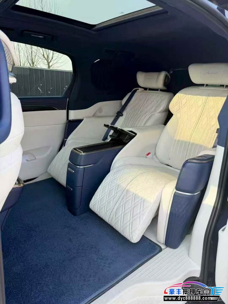 20年别克GL8轿车抵押车出售