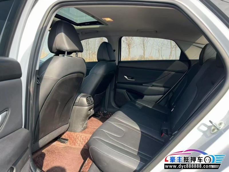 24年现代伊兰特轿车抵押车出售