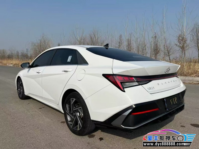 24年现代伊兰特轿车抵押车出售