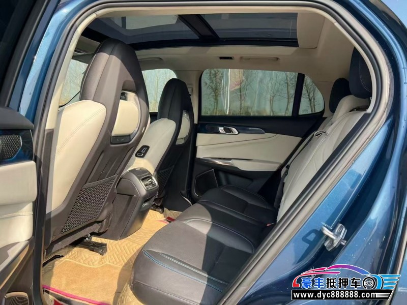 19年领克01轿车抵押车出售