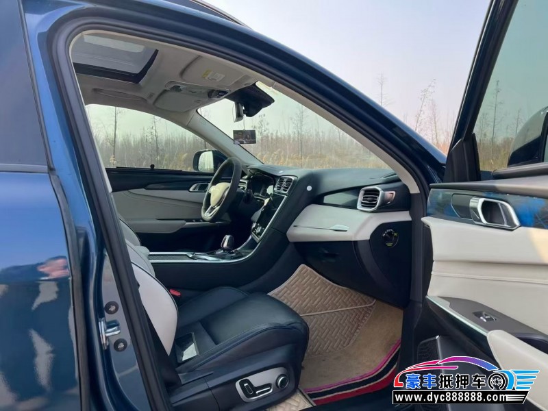 19年领克01轿车抵押车出售