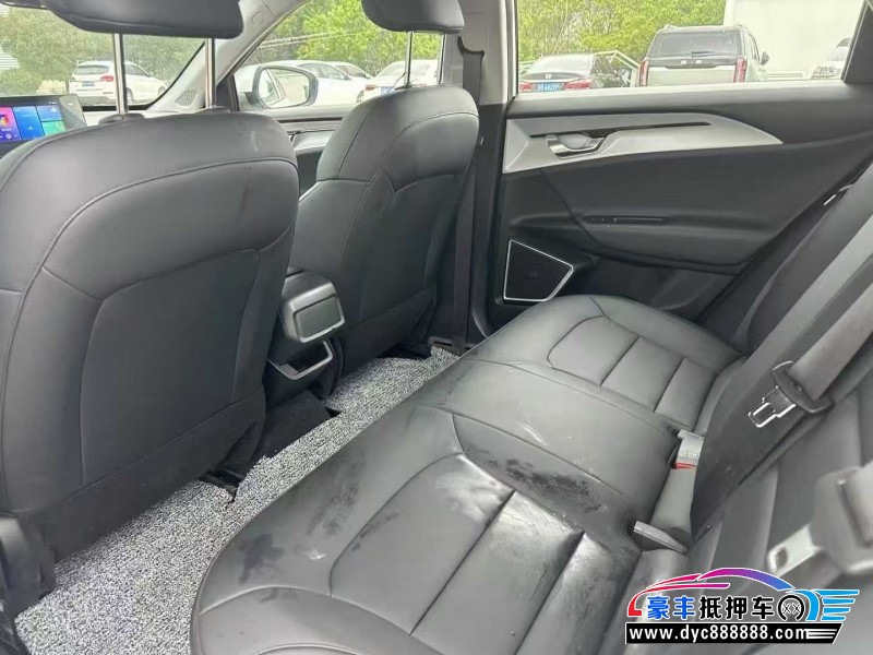 24年吉利几何轿车抵押车出售