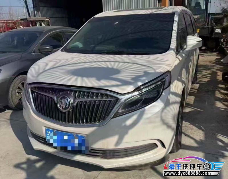 抵押车出售16年别克GL8轿车