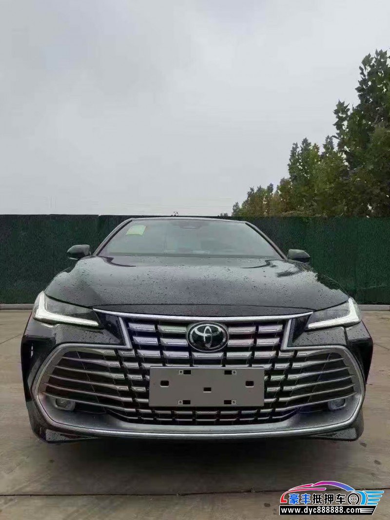 抵押车出售25年丰田亚洲龙轿车