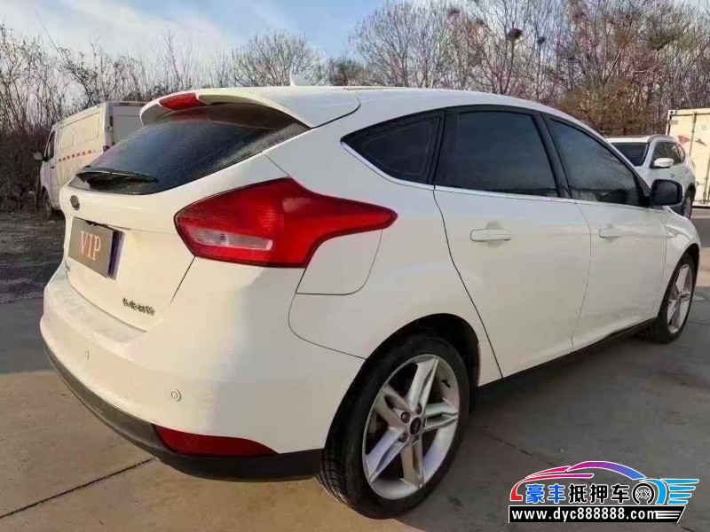 20年福特福克斯轿车抵押车出售