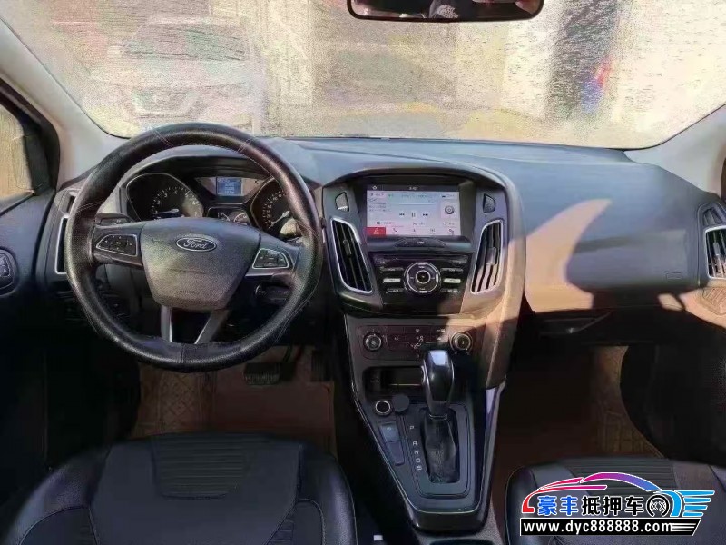 20年福特福克斯轿车抵押车出售