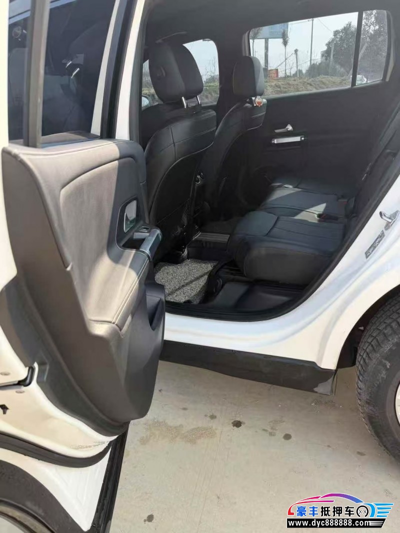 20年奔驰GLB轿车抵押车出售