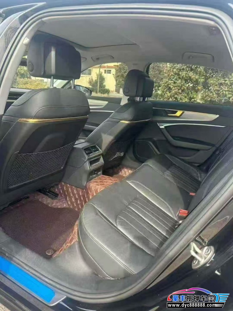 22年奥迪A6轿车抵押车出售