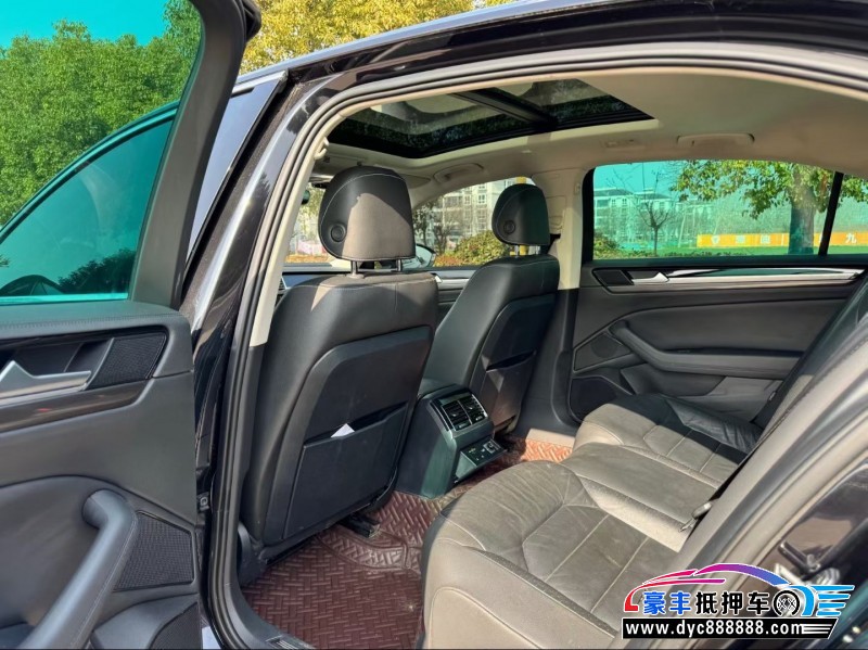 19年大众辉昂轿车抵押车出售