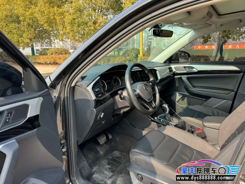 22年大众探岳轿车抵押车出售