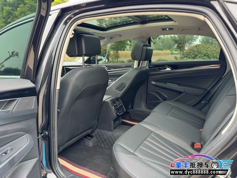 25年大众帕萨特轿车抵押车出售