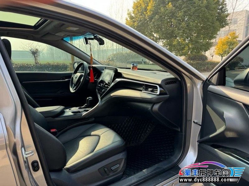 23年丰田凯美瑞轿车抵押车出售