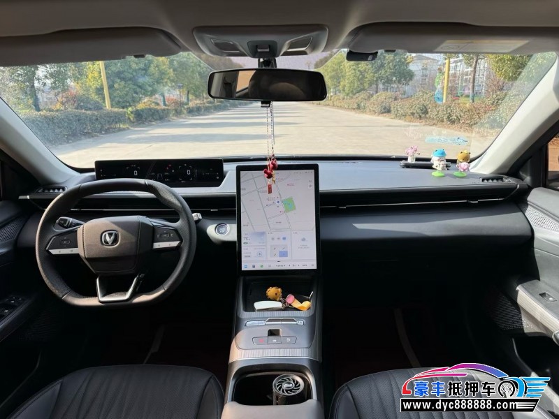 25年长安逸动轿车抵押车出售