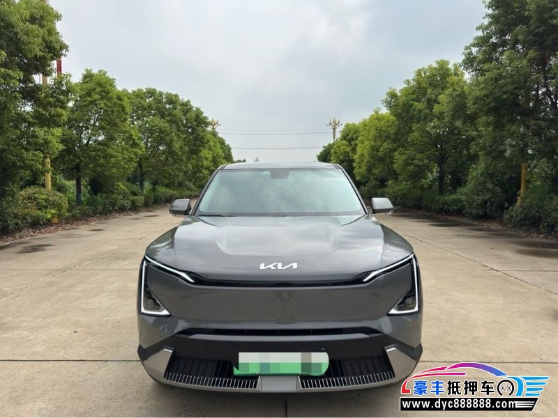 24年起亚EV5轿车抵押车出售