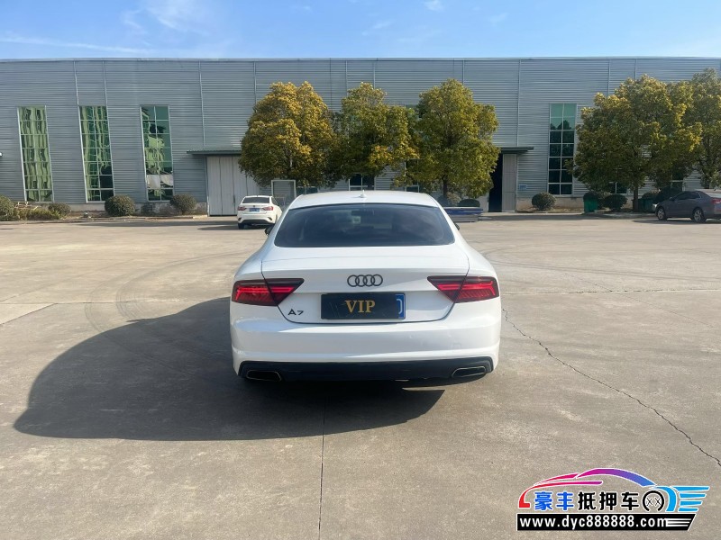 17年奥迪A7轿车抵押车出售
