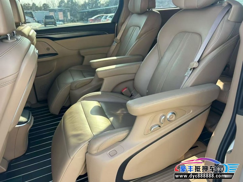 21年别克GL8轿车抵押车出售