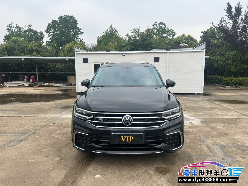 抵押车出售24年大众途观L轿车