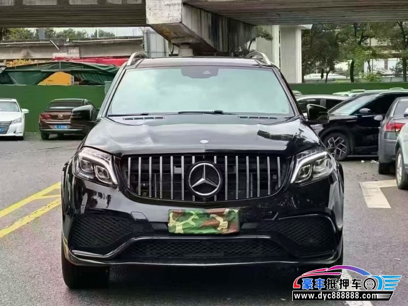 抵押车出售17年奔驰GLS轿车