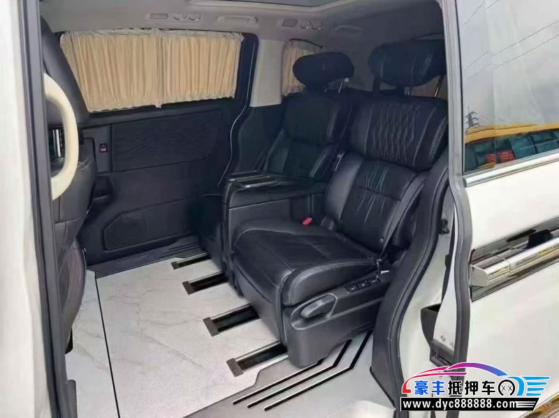 22年本田艾力绅轿车抵押车出售