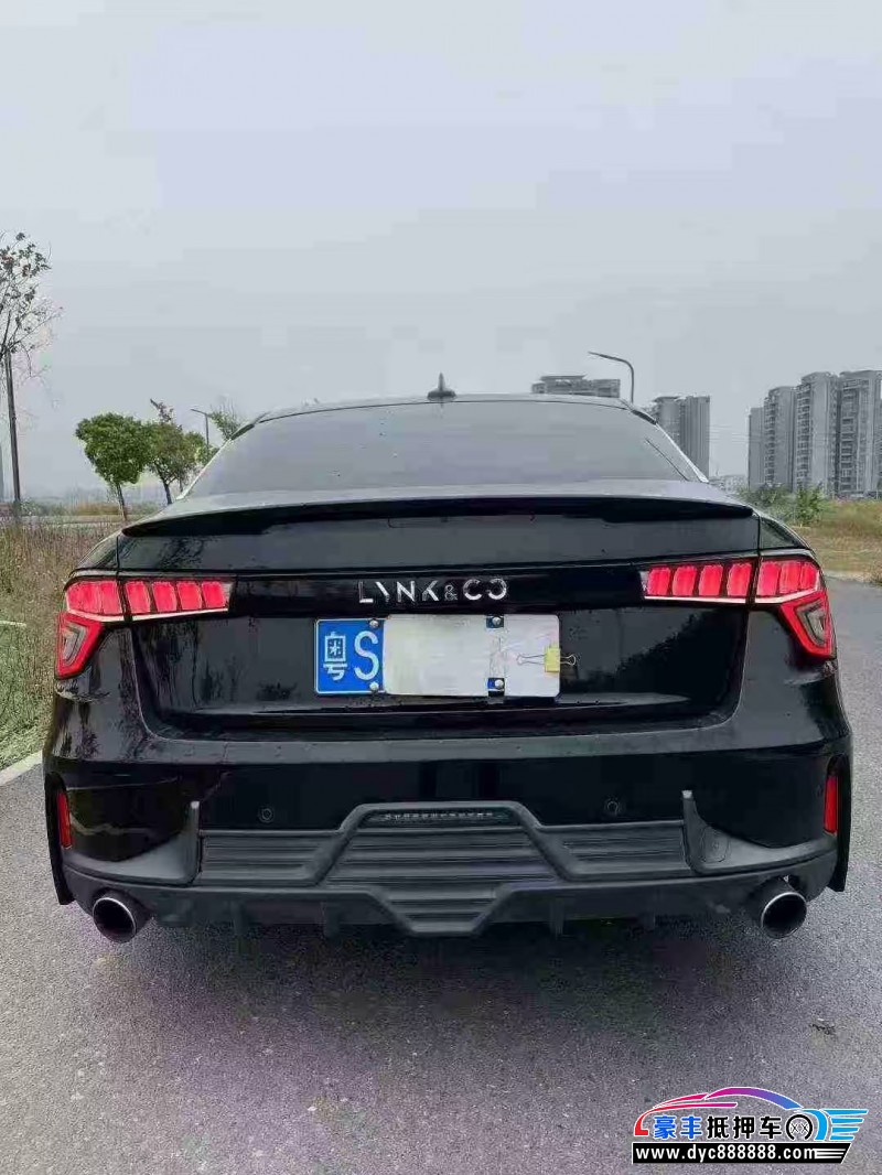 19年领克03轿车抵押车出售