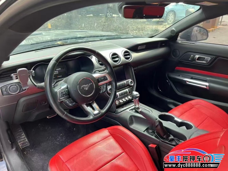 19年福特野马轿车抵押车出售