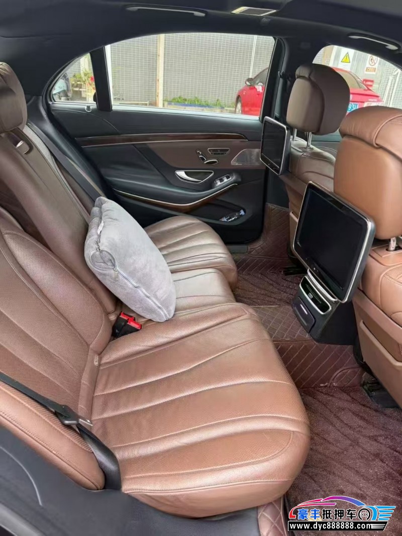 14年奔驰S轿车抵押车出售