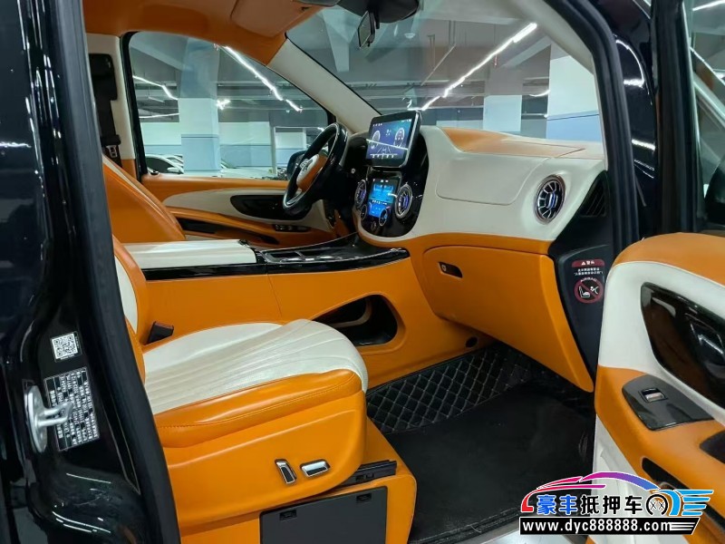 24年奔驰威霆轿车抵押车出售