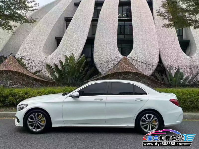 18年奔驰C轿车抵押车出售