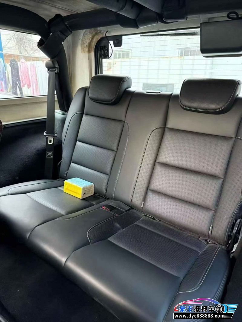 12年Jeep牧马人轿车抵押车出售