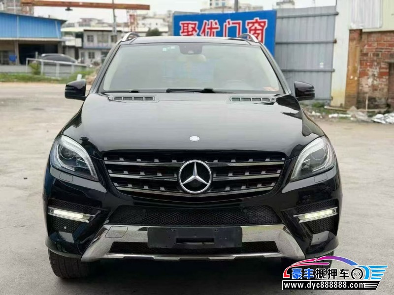 抵押车出售14年奔驰ML轿车