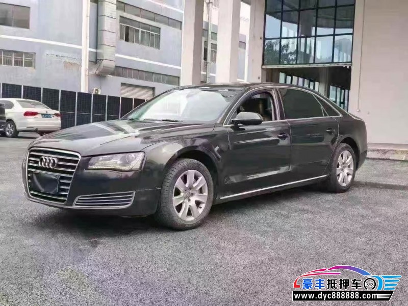 12年奥迪A8轿车抵押车出售