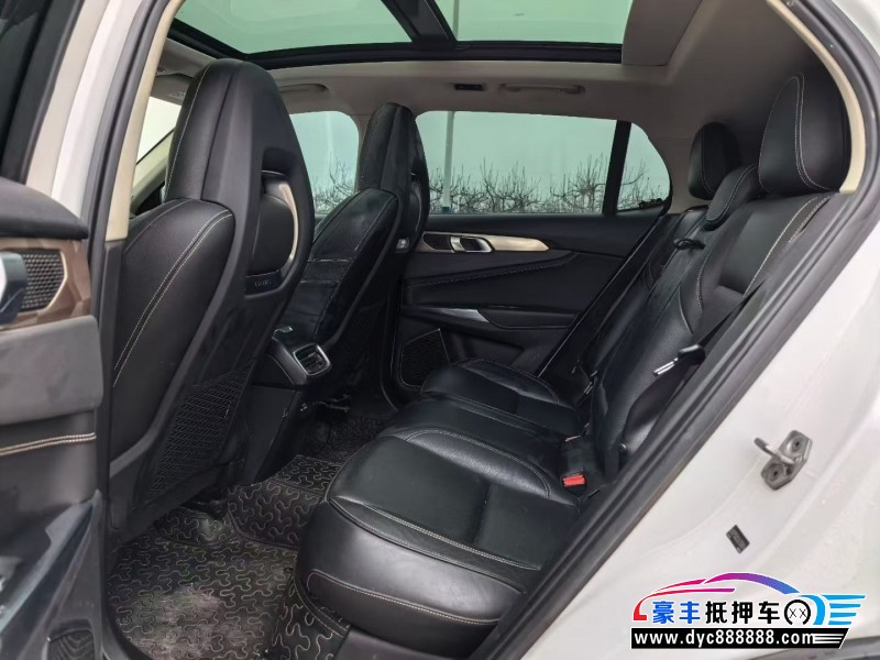 18年领克01轿车抵押车出售