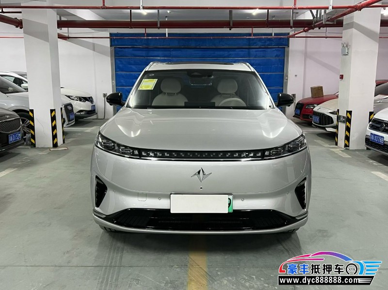 26年东风奕派008轿车抵押车出售